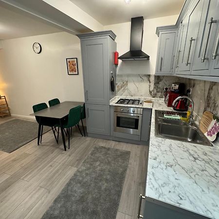 Seven Sisters Hideaway Apartment London Ngoại thất bức ảnh